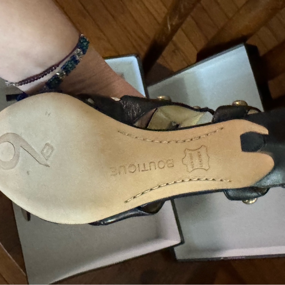 Boutique 9 - BTYUKIE - Black Leather Studded Sandals - Picture 3 of 4
